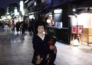 geisha vs escorts