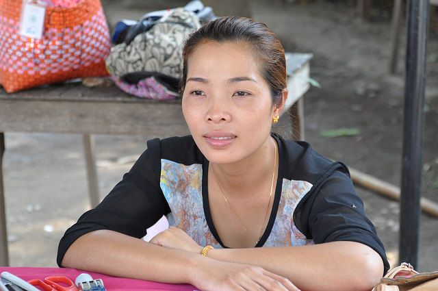 laotian women