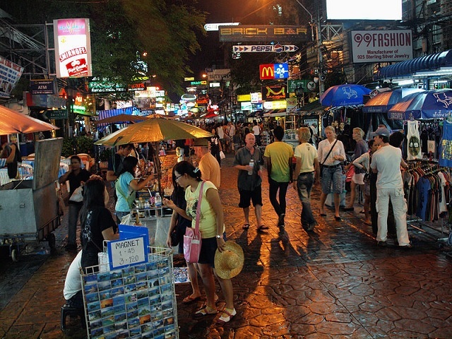 bangkok by night before coronavirus